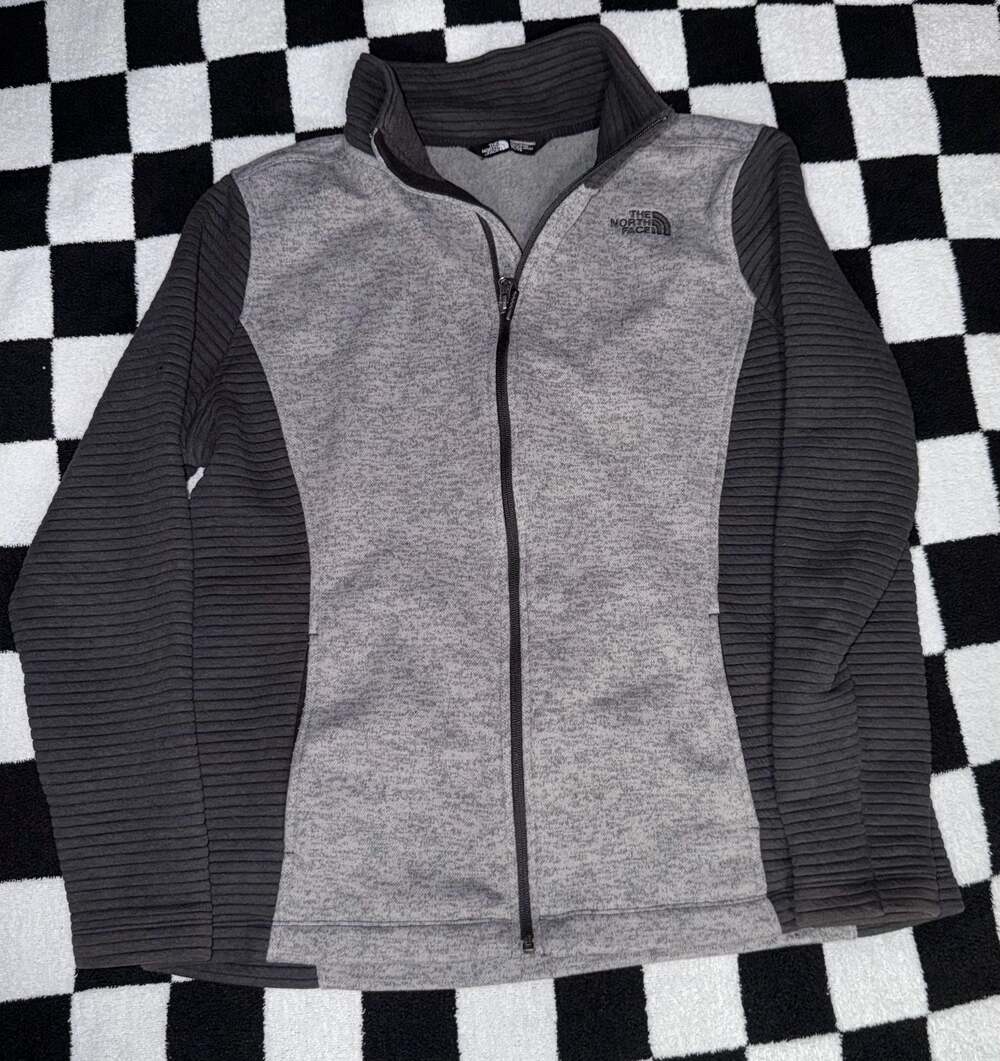 The North Face Women's Indi Full Zip Ribbed Sleeve Fleece Jacket